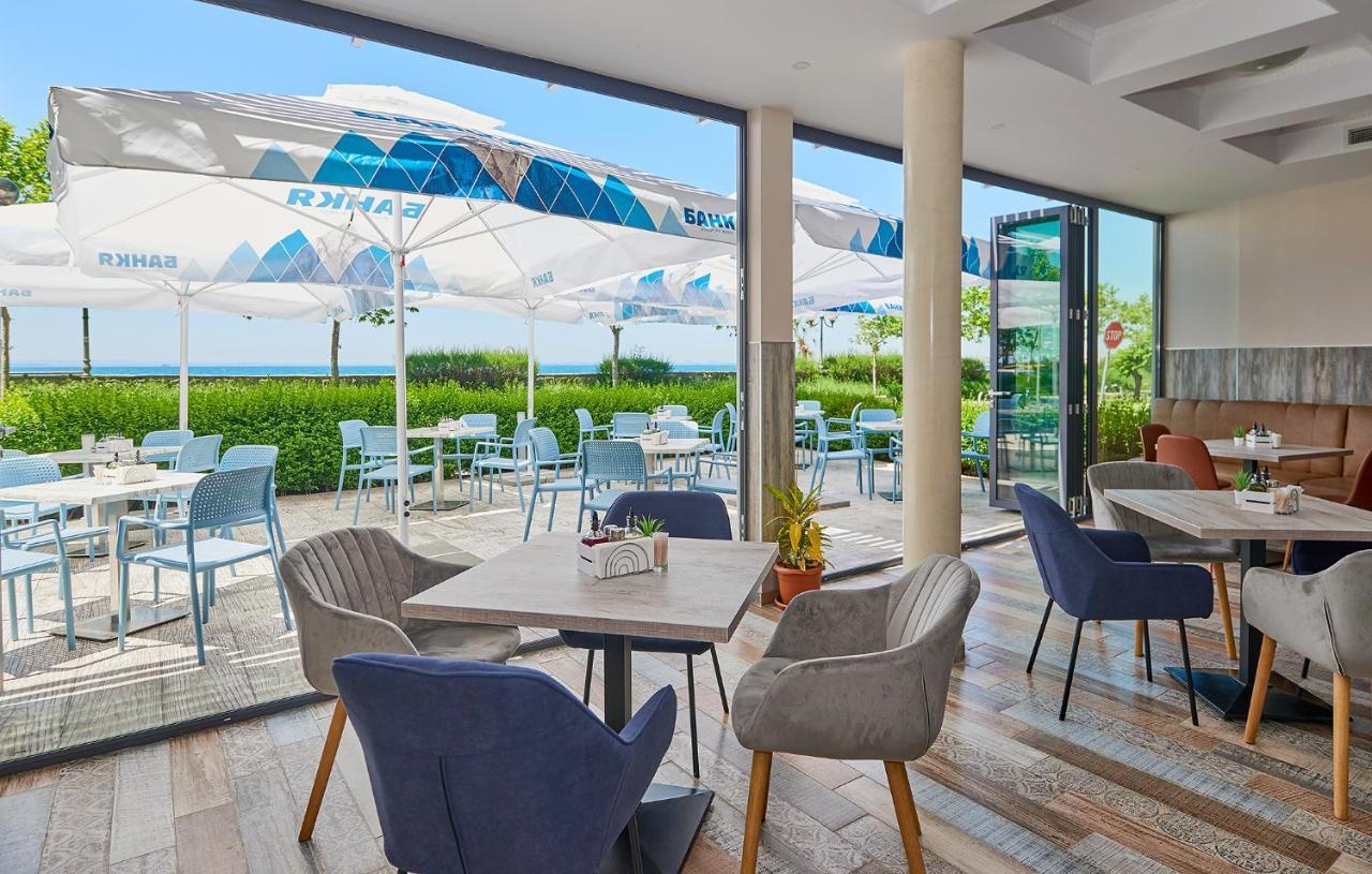 Neptun Hotel Pomorie Exterior foto