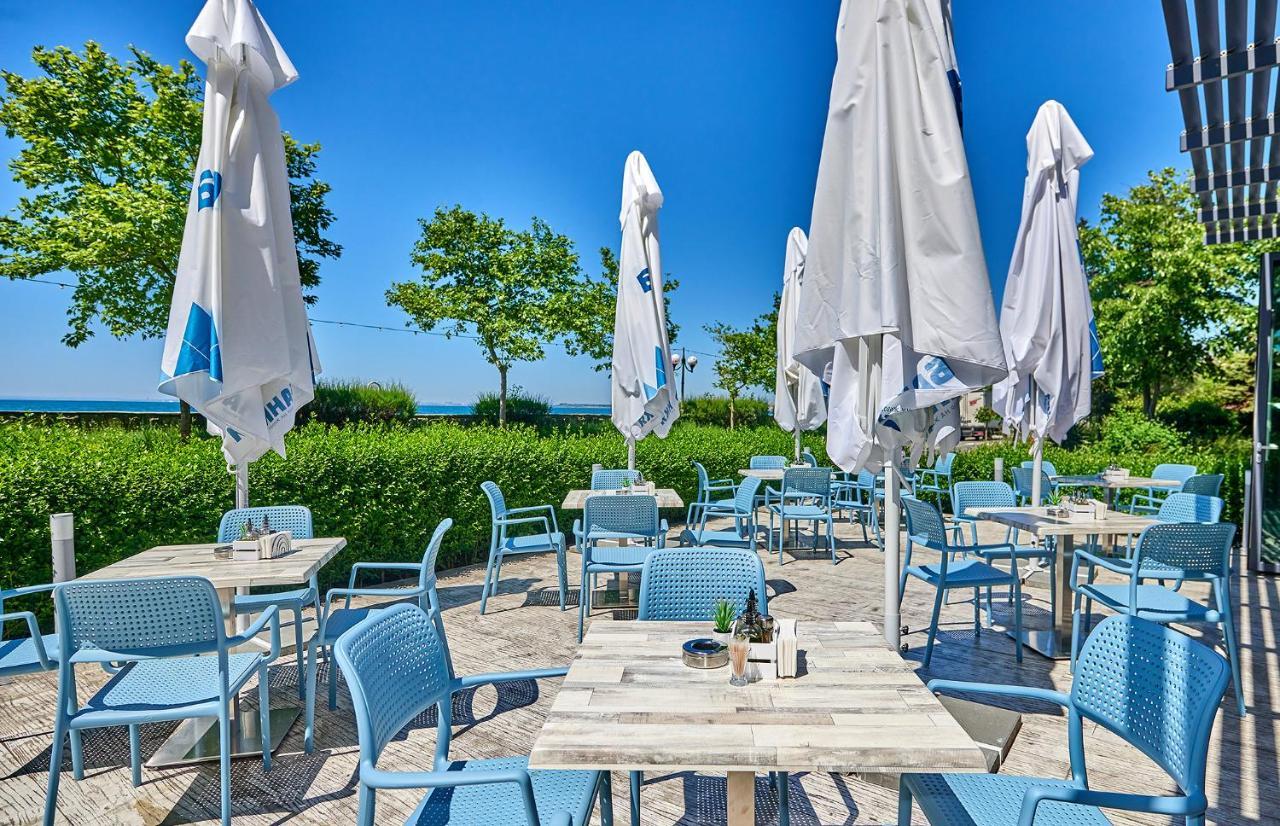 Neptun Hotel Pomorie Exterior foto